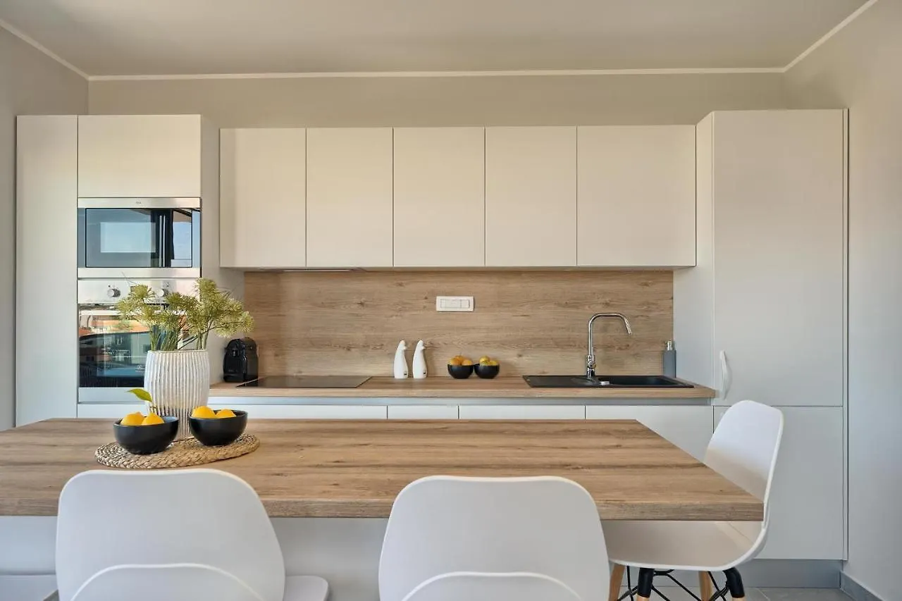 Mare'S Place - Premium Seaview Apartment Slatine